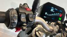 BMW F900 R